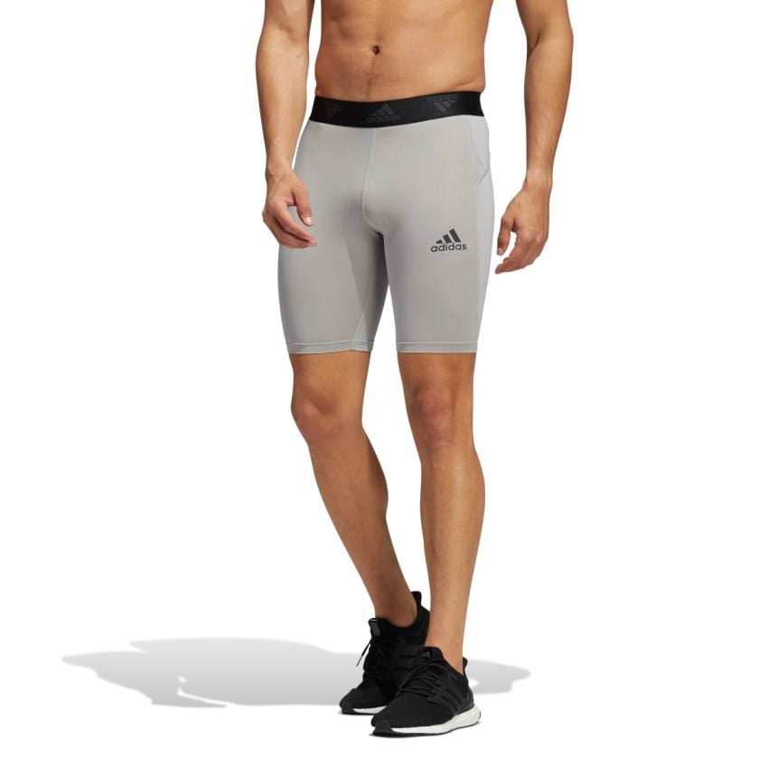 Adidas techfit short tights 2025