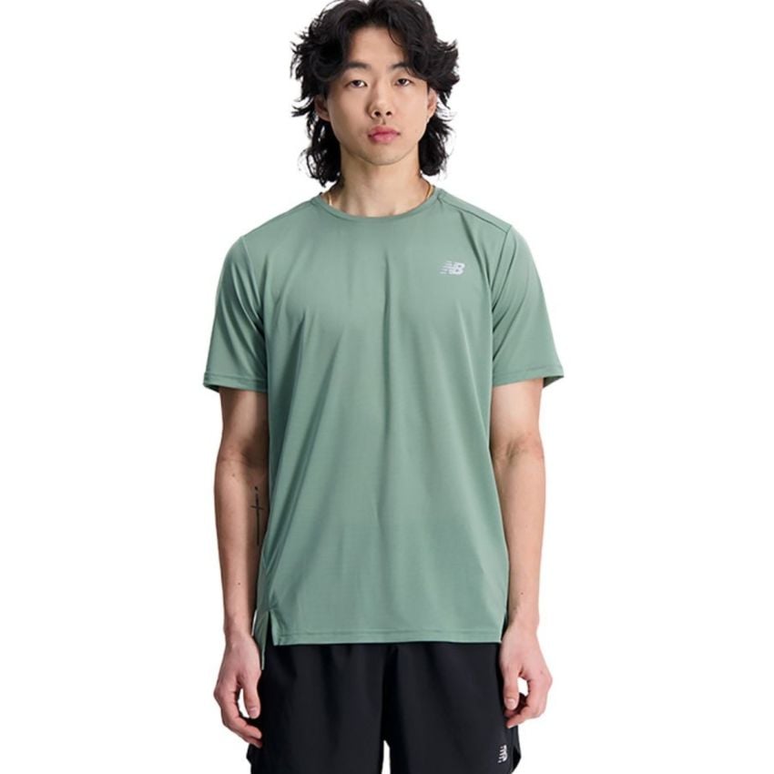 New balance accelerate short hot sale sleeve