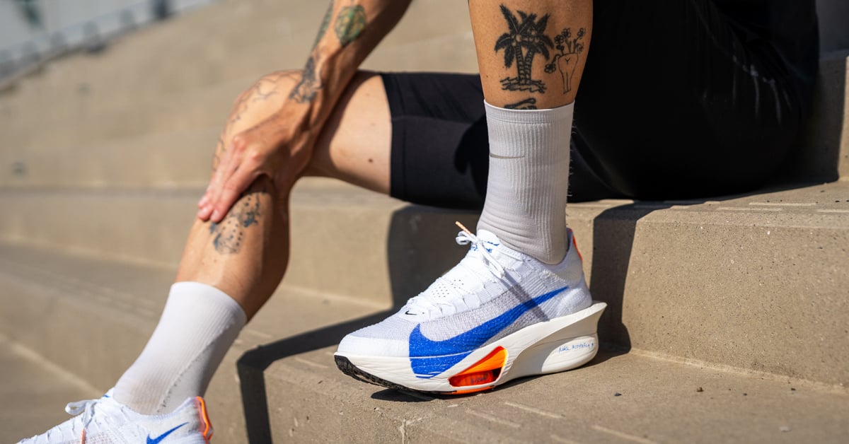 Scarpe nike con calzino da ginnastica 2025