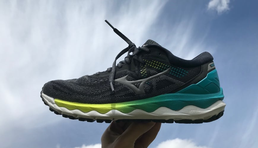 Kan niet lezen of schrijven compromis pizza TEST: MIZUNO WAVE SKY 4 – Hardloopschoen met ENERZY-zool - Inspiration