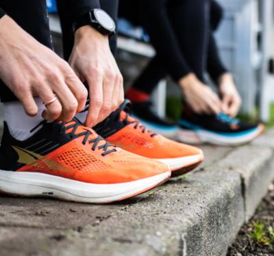 Test: due scarpe, una pista- Altra Vanish Carbon vs. Topo Specter