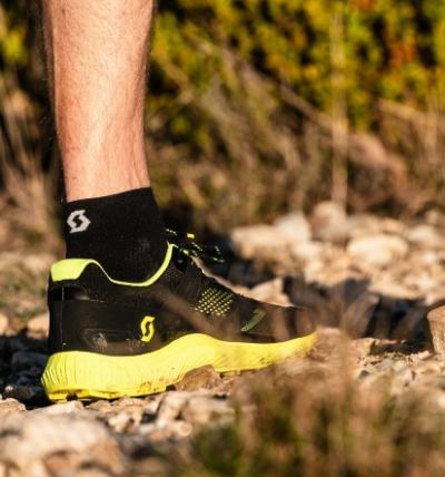 De 5 beste SCOTT hardloopschoenen in 2021 - Prestatie trailschoen voor verschillende soorten terrein