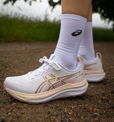 Najlepsze buty do biegania ASICS w 2026