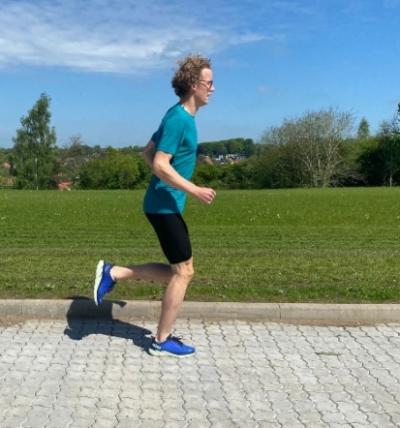 The 5 best short running tights for men and women - See the overview here!