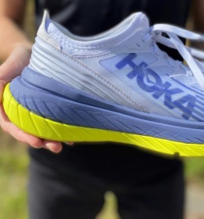 REVIEW: HOKA ONE ONE CARBON X-SPE – HOKA's FASTEST RUNNING SHOE