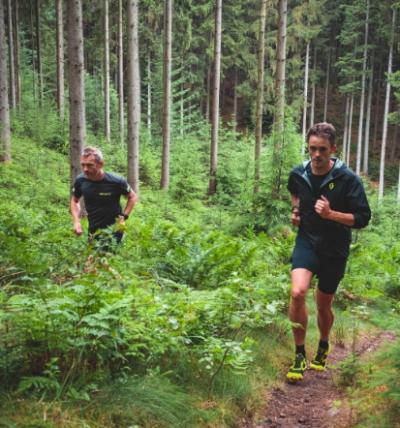 Guia: Intervals em colina – como correr