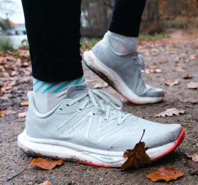 Test: New Balance FuelCell Rebel v3 - ¡simplemente fantástica!