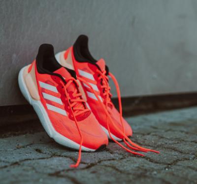 Test: adidas Solarboost 5 - maximiza tus kilómetros