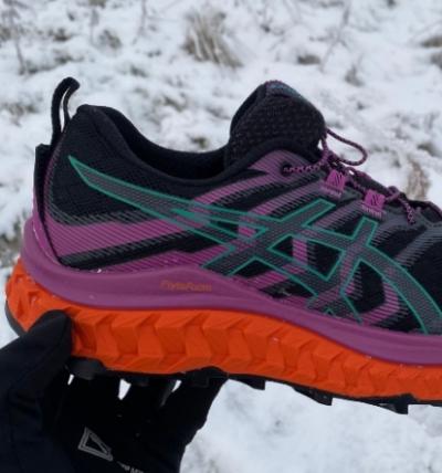 TEST: ASICS Trabuco Max – Eine der komfortabelsten Allround-Trailschuhe!