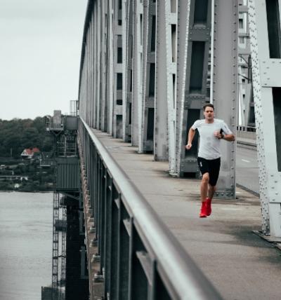 CORRERE: come allenarsi in modo più efficace: ricevi buoni consigli nell'articolo