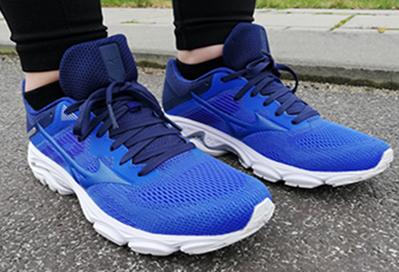 Test: Mizuno Wave Inspire 16 - Vernieuwde versie van de populaire Mizuno-schoen voor lopers met pronatie