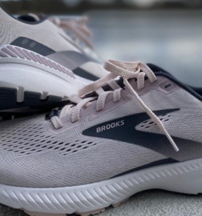 REVIEW: Brooks Launch 8/Launch 8 GTS - A superb lightweight everyday training shoe