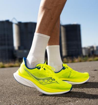 Test: Saucony Endorphin Speed 5 – Harmonische Geschwindigkeit und Komfort