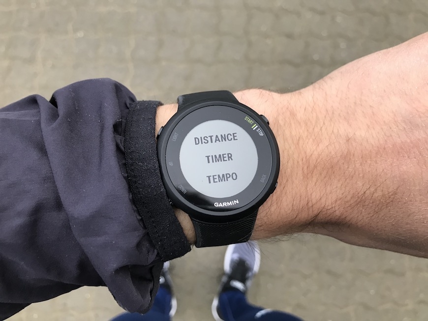 garmin forerunner 45 bildschirme