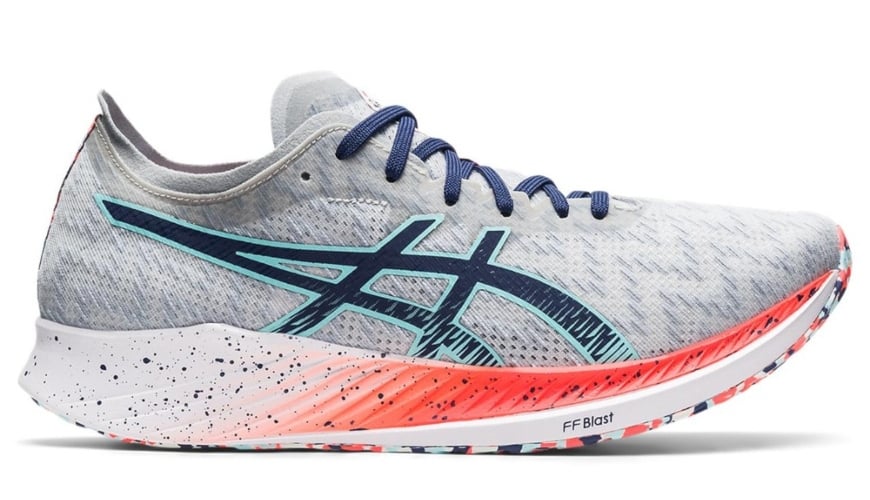 asics running trainers review