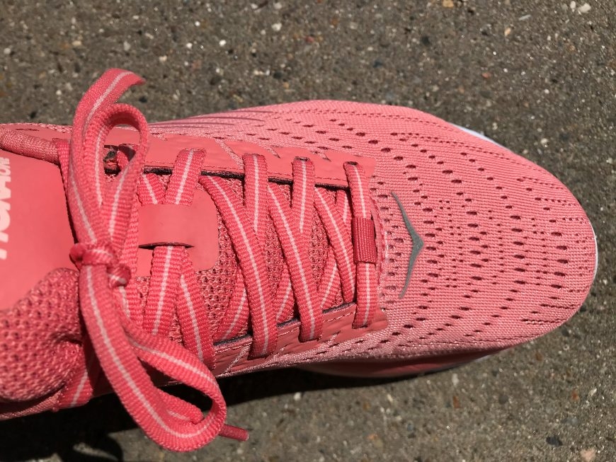 HOKA ONE ONE Arahi 4