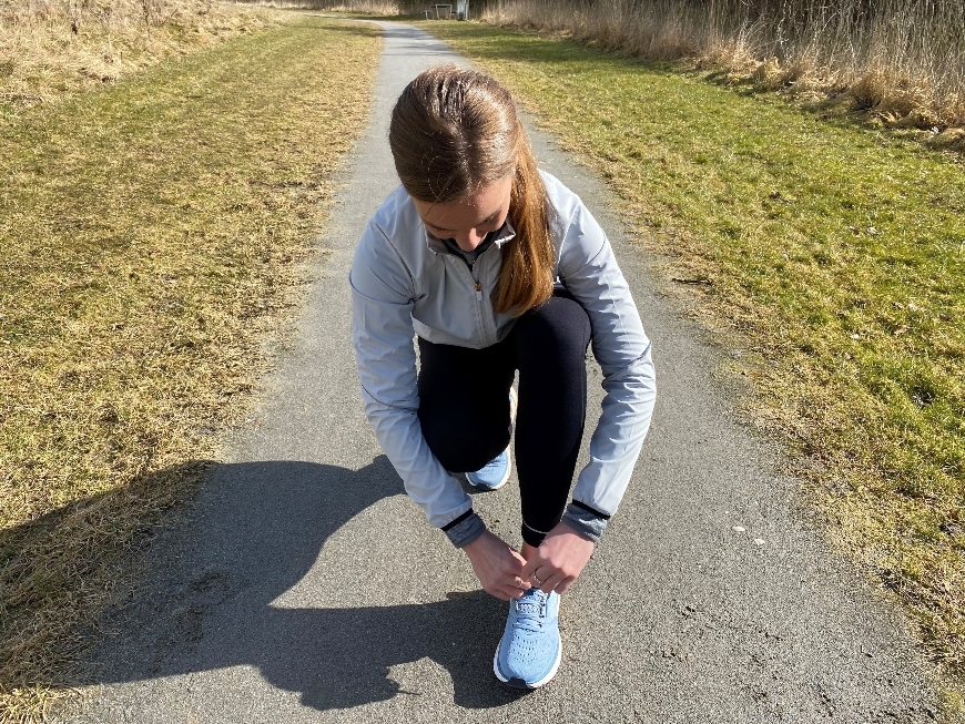 Hoka One One Arahi 5